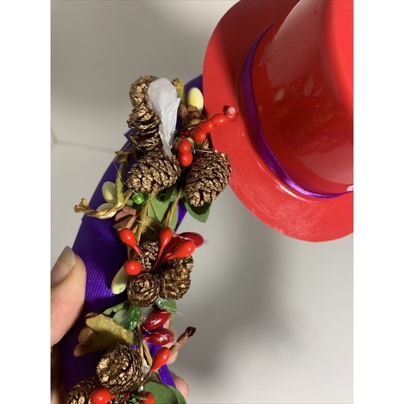 Red Hat Society Handmade One of a Kind Christmas Wreath 10"x 10" - Picture 8 of 10